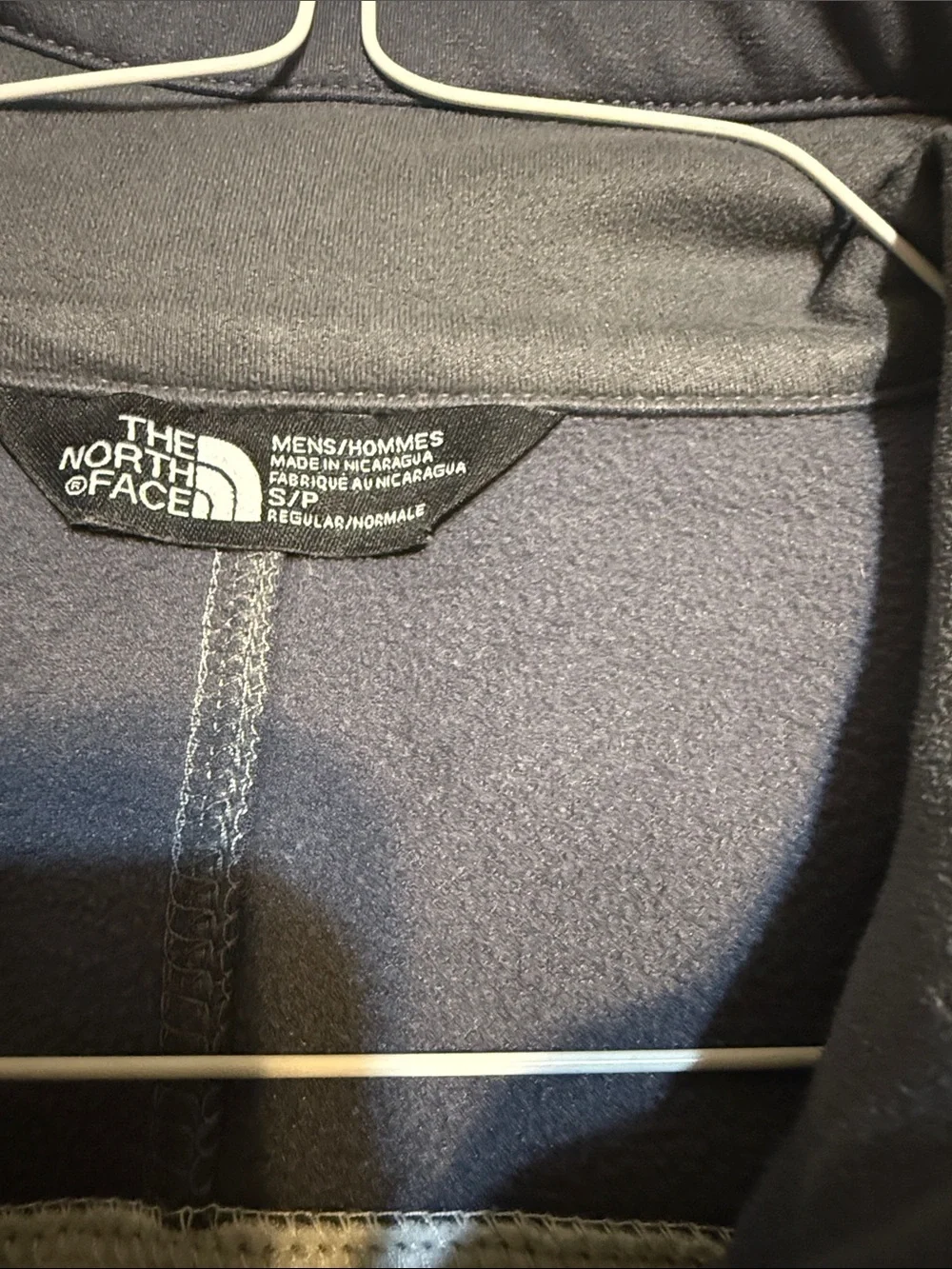 Men’s The North Face Two-Tone Gray and Dark Gray Lightweight Jacket Size Small
